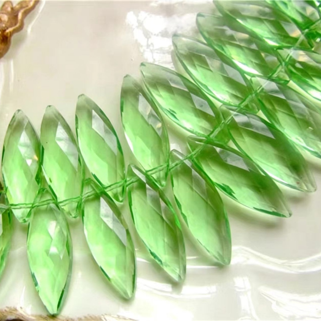 5 Stück London Blau Grün Weiß  – Jewelry Making London Bewertung und Preis